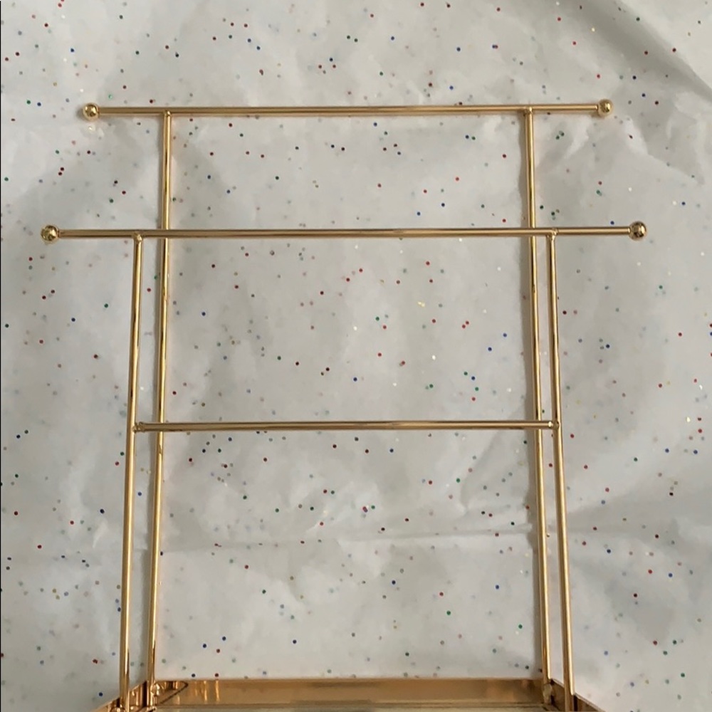 Gold jewelry organizer